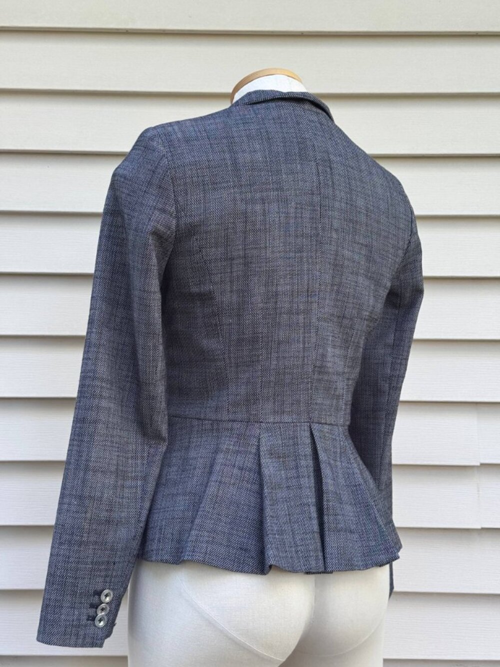 White Black Anthropologie Navy Tweed Peplum Blazer — Size 4 - Picture 2 of 4